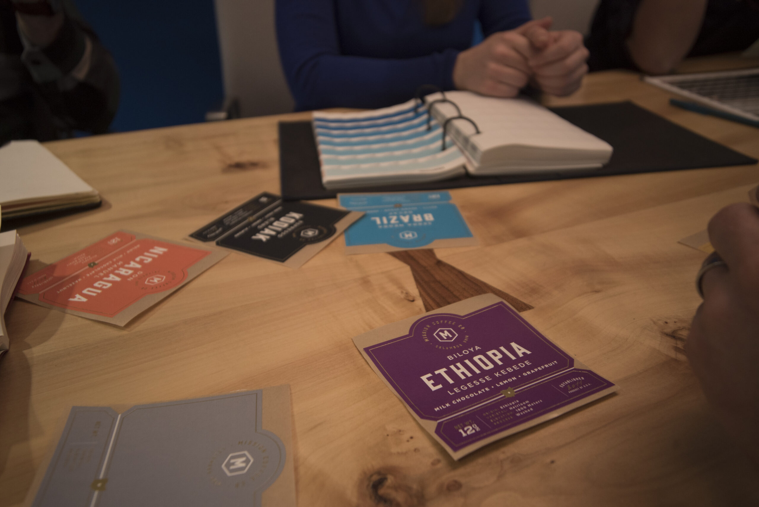 Cách chọn chất liệu nhãn phù hợp